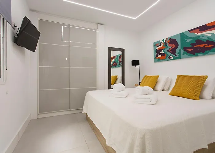 Magic In With Private Parking 아파트 *